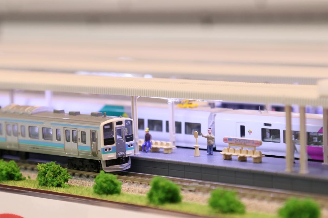 Fuefuki Tetsu No Ya Guesthouse For Railfans מראה חיצוני תמונה